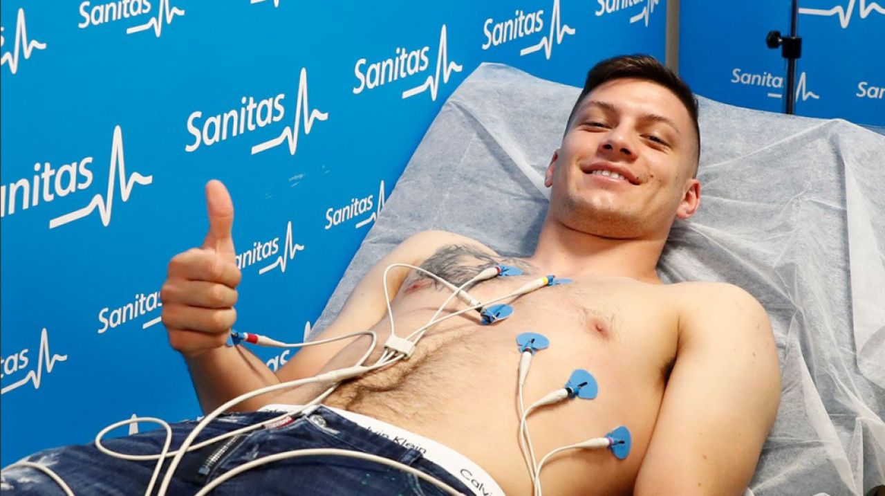 Primele imagini cu Luka Jovic in tricoul Realului! Sarbul a fost prezentat OFICIAL!