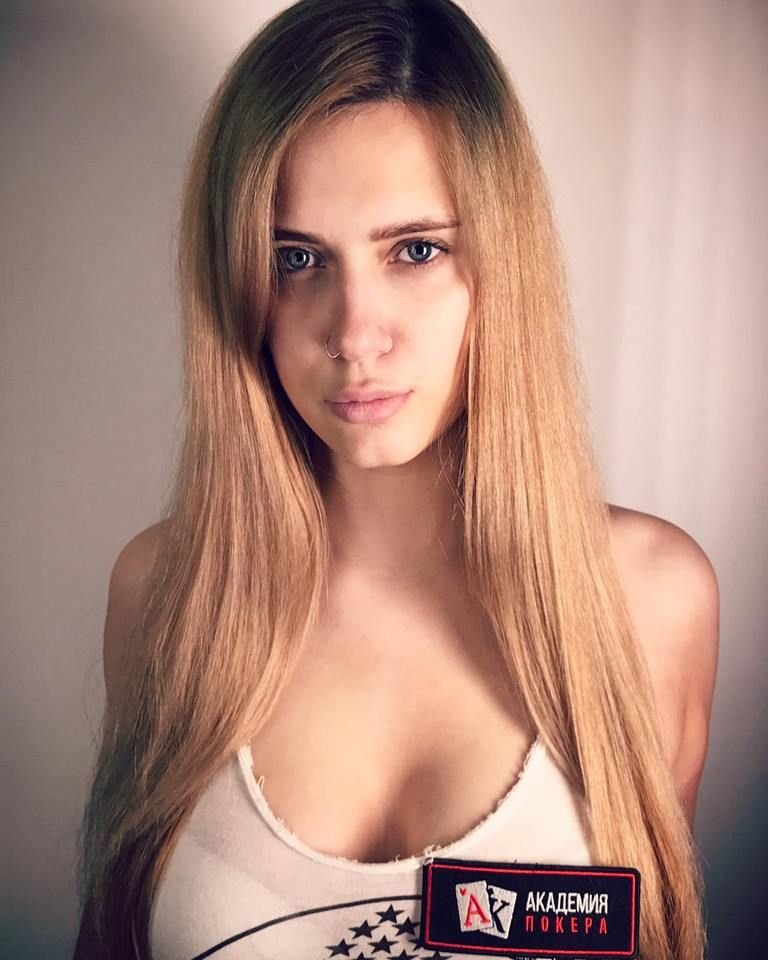 A murit cea mai sexy jucatoare de poker din Rusia! Cauzele suspecte in care s-a produs tragedia! Ce au transmis anchetatorii!_8