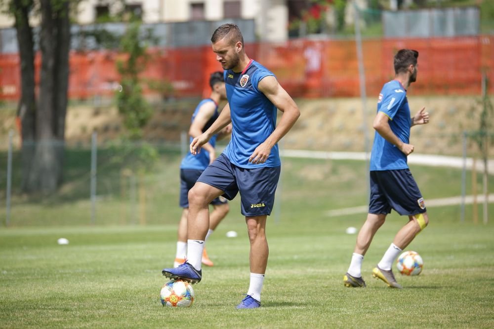 ROMANIA U21: Primul antrenament in formula completa. Radoi si-a monitorizat jucatorii de la inaltime. FOTO_5