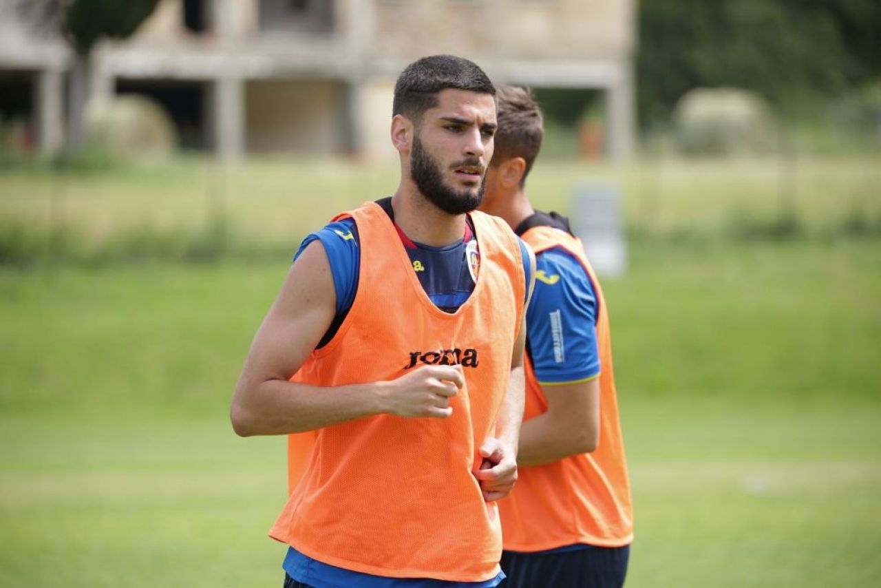 ROMANIA U21: Primul antrenament in formula completa. Radoi si-a monitorizat jucatorii de la inaltime. FOTO_11