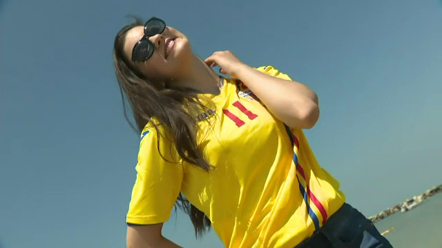 ROMANIA U21: Iubita Miss a venit sa-l sustina pe Adi Petre la EURO! Ce surpriza i-a pregatit tanara. FOTO_8
