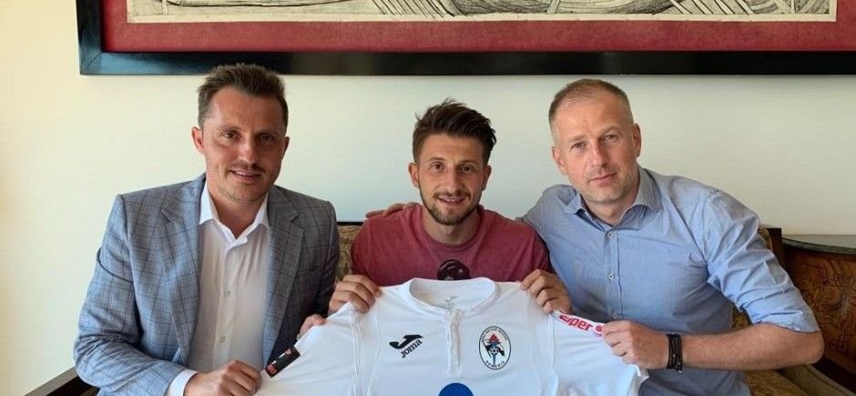 INTARIRI pentru Edi Iordanescu si Gaz Metan Medias! Mediesenii au mai realizat un transfer! Jucatorul a fost prezentat oficial