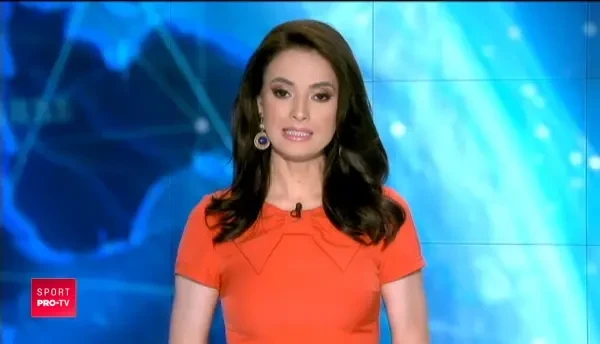 Campionul Romaniei la drift vrea sa ajunga cantaret de muzica populara. Pilotul se rasuceste cu masina pe muzica lui: VIDEO