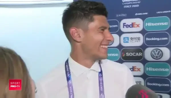 "I-ai dat o palma selectionerului!" "Eu? Nu i-am dat!" :))) VIDEO GENIAL: Ce a spus "Mbappe" Coman imediat dupa ce a DISTRUS Anglia