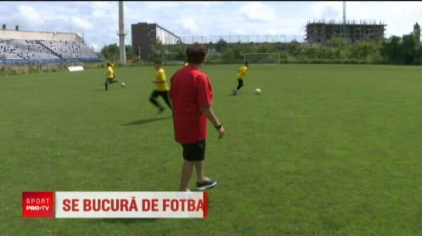 Ea e singura femeie antrenor la o echipa de baieti din Romania! Ce a reusit e fantastic