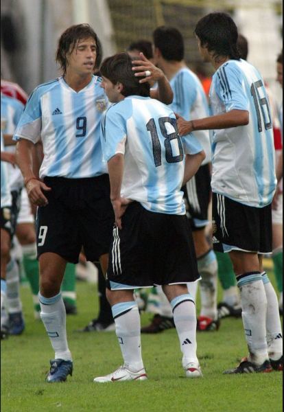 Leo Messi, 32 de ani! 32 de imagini MEMORABILE din cariera omului care a spart toate recordurile in fotbal. FOTO_30