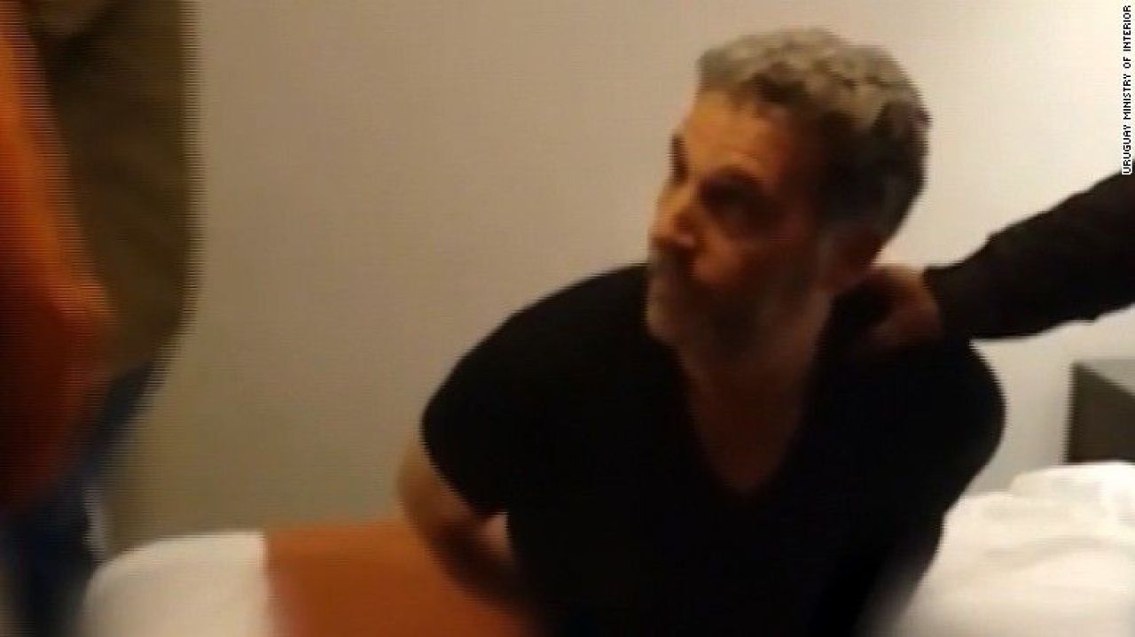 BOMBA! Unul din sefii Mafiei din Napoli tocmai ce a evadat dintr-o inchisoare din Uruguay! Metoda geniala folosita de mafiot_1