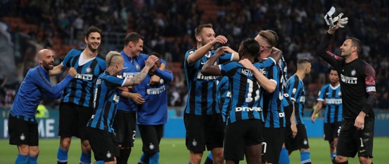 Galerie FOTO | O echipa de Champions League si-a prezentat astazi noul echipament_8