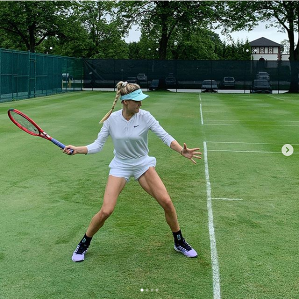 Eugenie Bouchard socheaza din nou: 