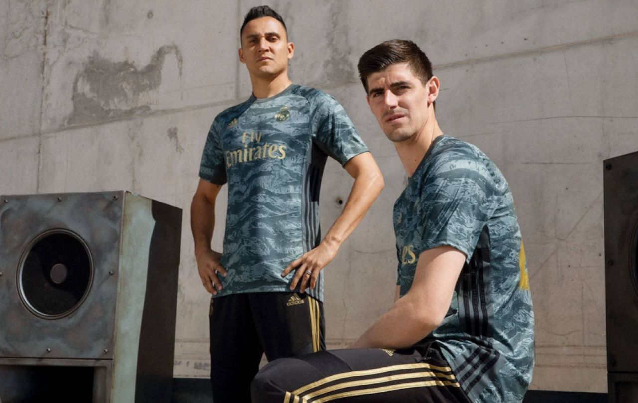 Real Madrid isi schimba culorile pentru sezonul viitor! Echipament in culori de CAMUFLAJ pentru madrileni! Cum vor arata noile tricouri: FOTO_6