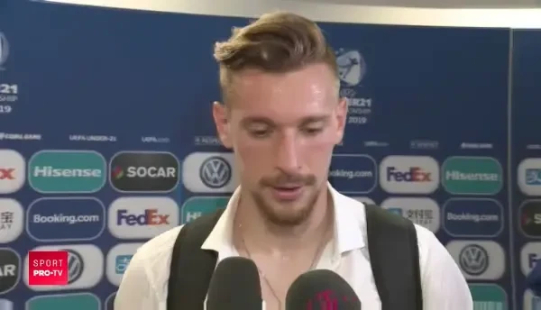 O moldoveanca SEXY a dat asaltul la Capitoliu. Cine e tanara din Balti care s-a luptat pentru Donald Trump. Mama sa a fost si ea pe 