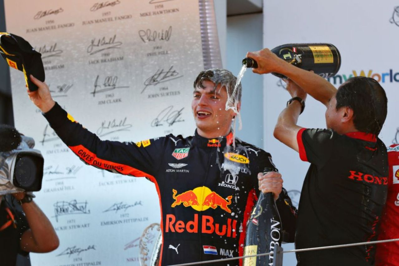 Maria Sharapova l-a premiat pe Max Verstappen la Monaco_1