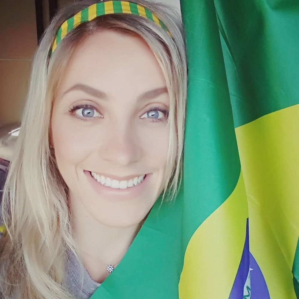 A facut o gluma pe teren, iar viata ei s-a transformat in COSMAR! Ce a patit sexy arbitra din Brazilia: 