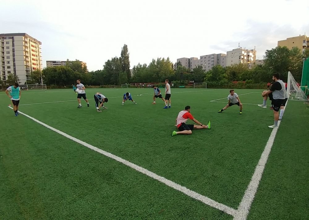 REPORTAJ SPORT.RO / Intr-o vara, intr-o seara, niste baieti se adunara. Cum arata fotbalul adevarat din Romania_9