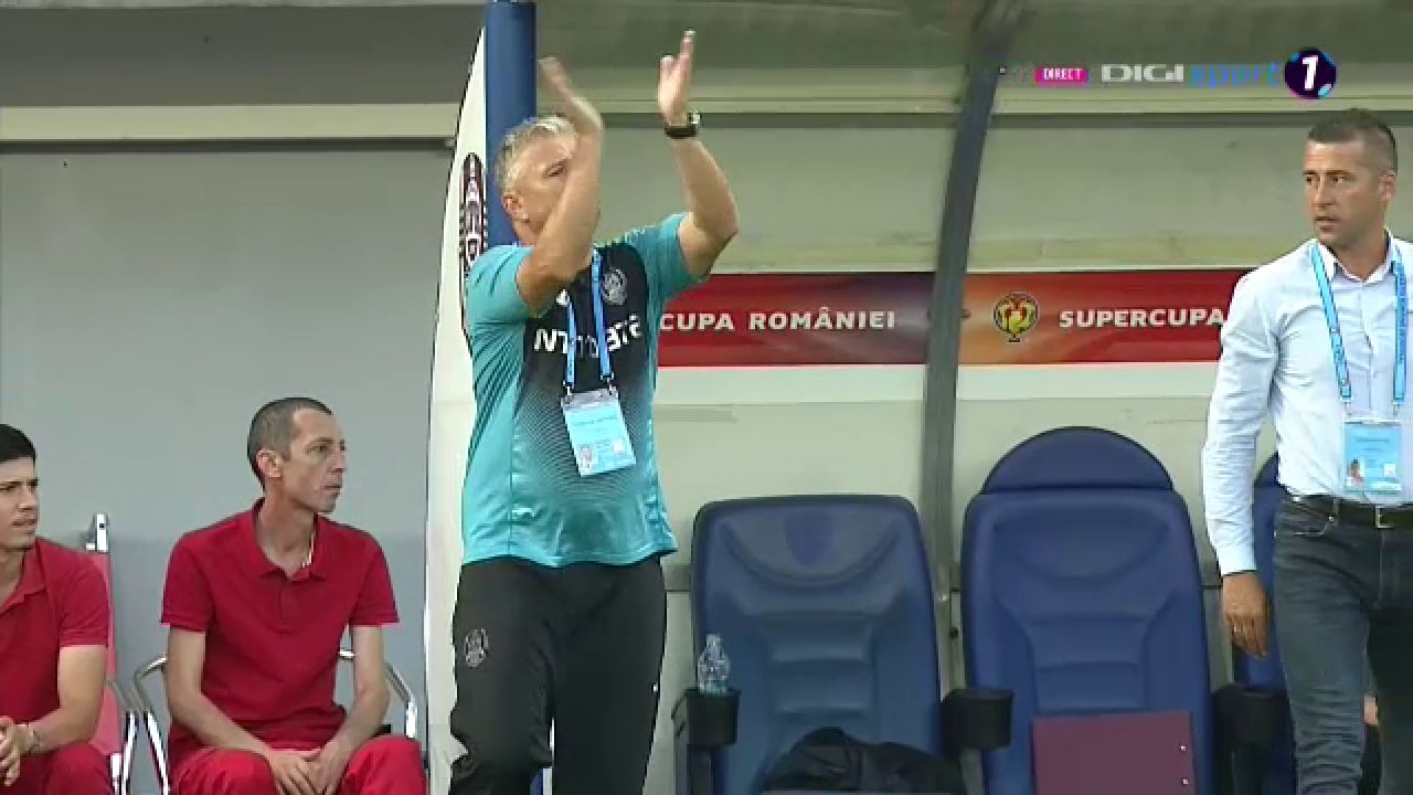 Petrescu, PAZIT pe banca si tot degeaba! :)) Panin era sa-i dea peste mana! Imagini FABULOASE in finalul reprizei! Super Dan si-a iesit din minti. Ce a facut_7