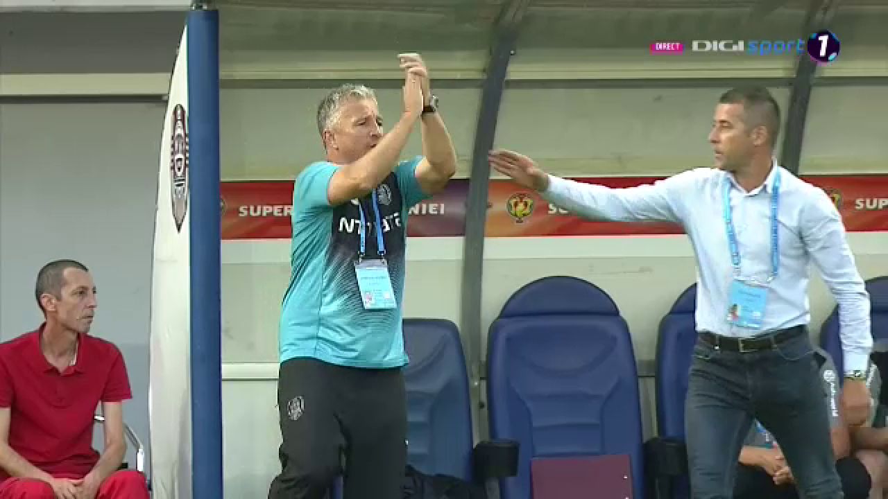 Petrescu, PAZIT pe banca si tot degeaba! :)) Panin era sa-i dea peste mana! Imagini FABULOASE in finalul reprizei! Super Dan si-a iesit din minti. Ce a facut_9