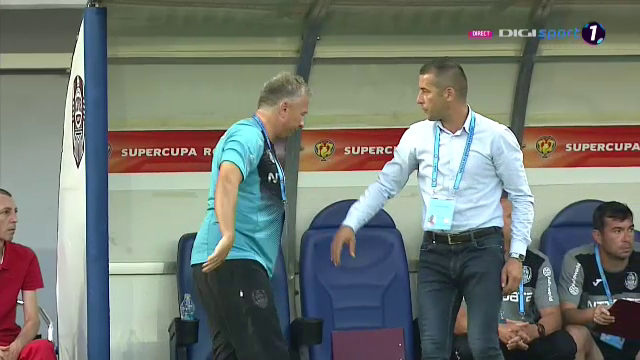 Petrescu, PAZIT pe banca si tot degeaba! :)) Panin era sa-i dea peste mana! Imagini FABULOASE in finalul reprizei! Super Dan si-a iesit din minti. Ce a facut_11