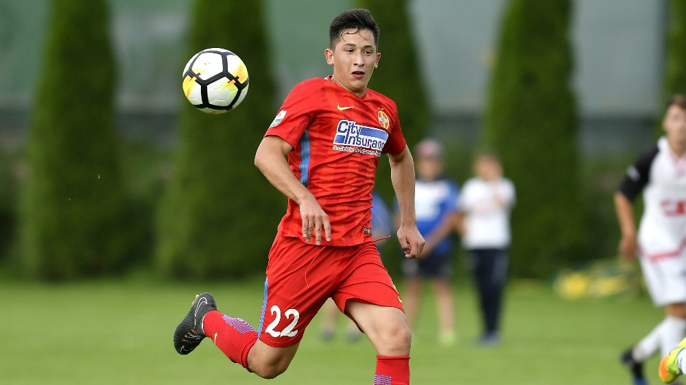 SOC pentru Becali si FCSB! Morutan s-a accidentat si e OUT doua luni!