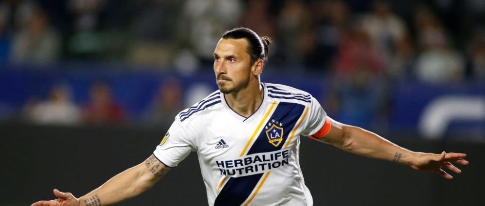 FOTO | Ibrahimovic se crede cel mai bun! Aroganta totala! Cel mai bun 11 all-time facut de Zlatan