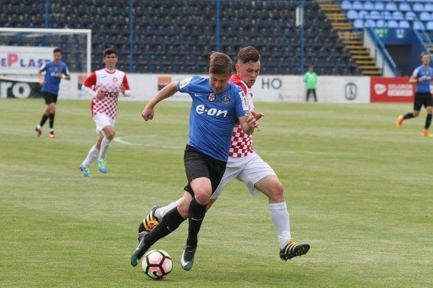 FANTASTIC! Jucatorul din Liga 1 care poate aplica la cele mai tari universitati din tara! Are medie de OLIMPIC la BAC! Cat a luat pustiul lui Hagi! Un fotbalist de la U Cluj, media 9,96!_3