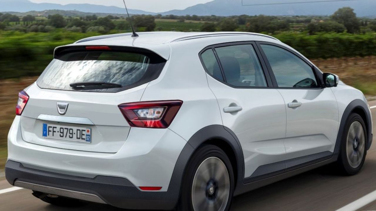 Sandero 2020, primele IMAGINI OFICIALE. Cum arata noua masina pregatita de Renault, proprietarul Dacia_4