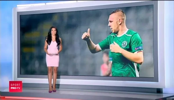 GALERIE FOTO HOT: Camilla Giorgi isi arata latura sexy in carantina de la Melbourne_3