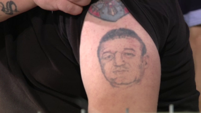 Fanul FCSB care si-a facut tatuaj IMENS cu Gigi Becali, in tribune la Giurgiu. FOTO
