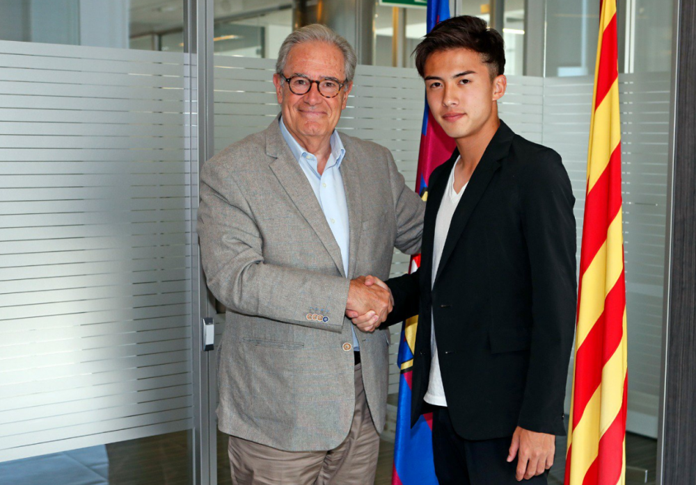 OFICIAL: Barcelona si-a prezentat al 4-lea transfer al verii! Catalanii i-au pus clauza de 100.000.000 euro_2