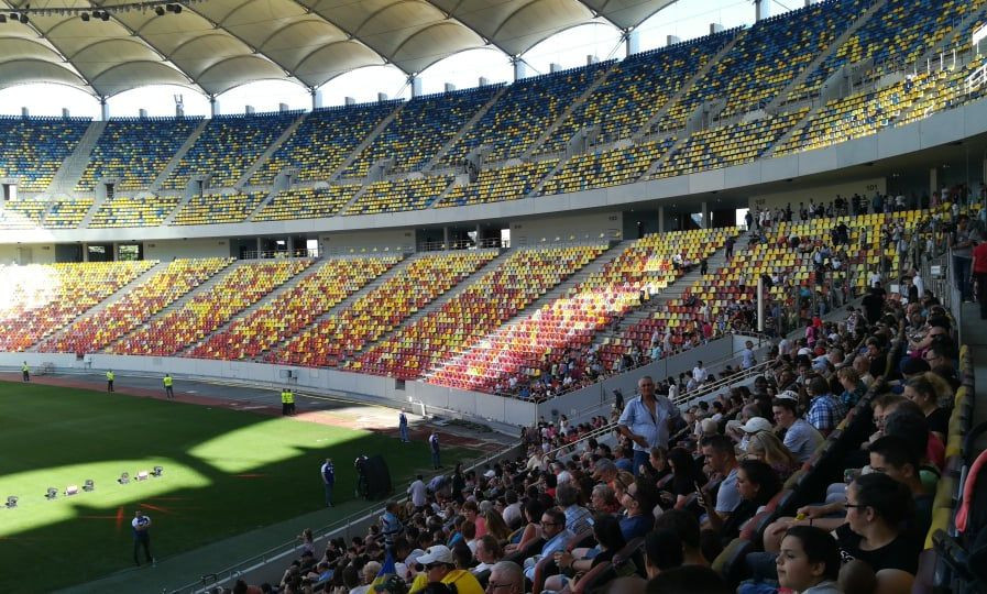 Simona Halep a adus trofeul Wimbledon pe National Arena! Halep: 