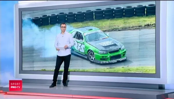 De la fotograf, la pilot! Le facea poze pilotilor, acum se intrece cu ei pe circuit