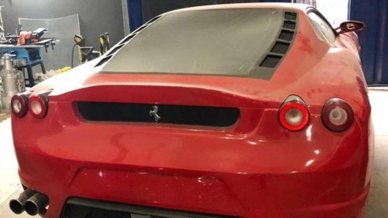 Fabrica de Ferrari si Lamborghini FALSE inchisa de politisti! Cu cat se vindea o masina. FOTO_6