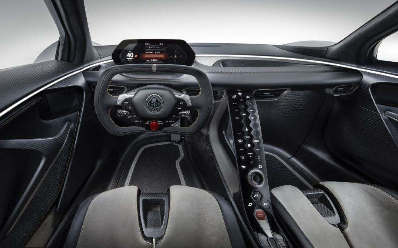 Lotus a lansat cea mai PUTERNICA masina din lume! Cum arata Evija, bolidul ELECTRIC de 2 milioane euro. FOTO_3