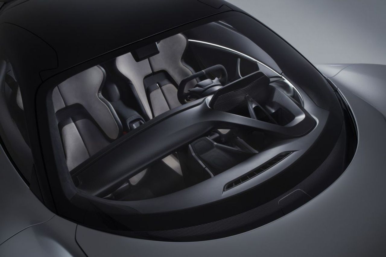 Lotus a lansat cea mai PUTERNICA masina din lume! Cum arata Evija, bolidul ELECTRIC de 2 milioane euro. FOTO_6