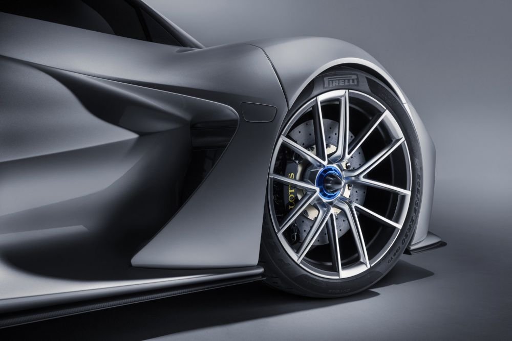 Lotus a lansat cea mai PUTERNICA masina din lume! Cum arata Evija, bolidul ELECTRIC de 2 milioane euro. FOTO_14