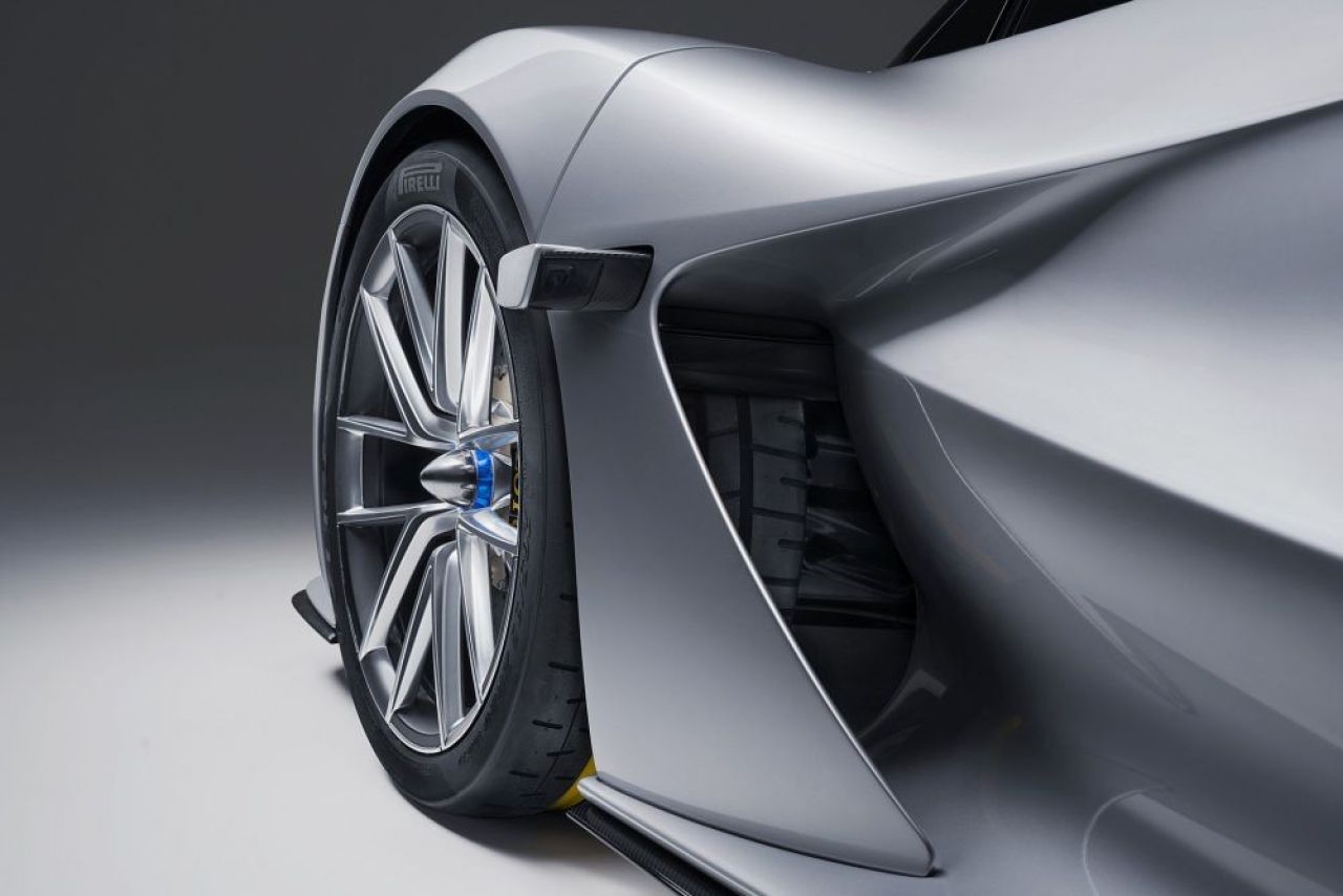 Lotus a lansat cea mai PUTERNICA masina din lume! Cum arata Evija, bolidul ELECTRIC de 2 milioane euro. FOTO_16