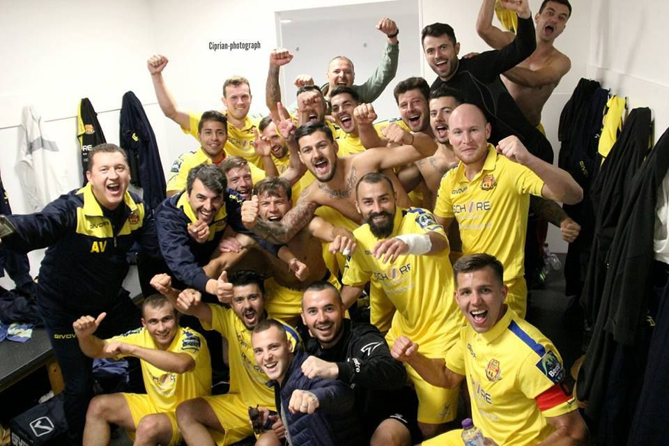 Echipa romanilor din Anglia ataca FA Cup cu Maradona si un mijlocas din Liga 1! 14 noi achizitii pentru FC Romania