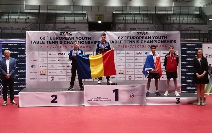 Juniorii romani au cucerit 8 medalii la CE de tenis de masa_7