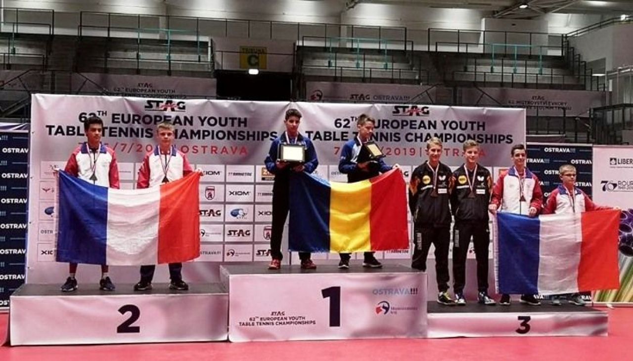 Juniorii romani au cucerit 8 medalii la CE de tenis de masa_9