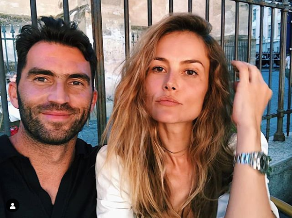 Pace, frumusete, paradis! Ce a postat iubita model a lui Horia Tecau despre Romania. FOTO