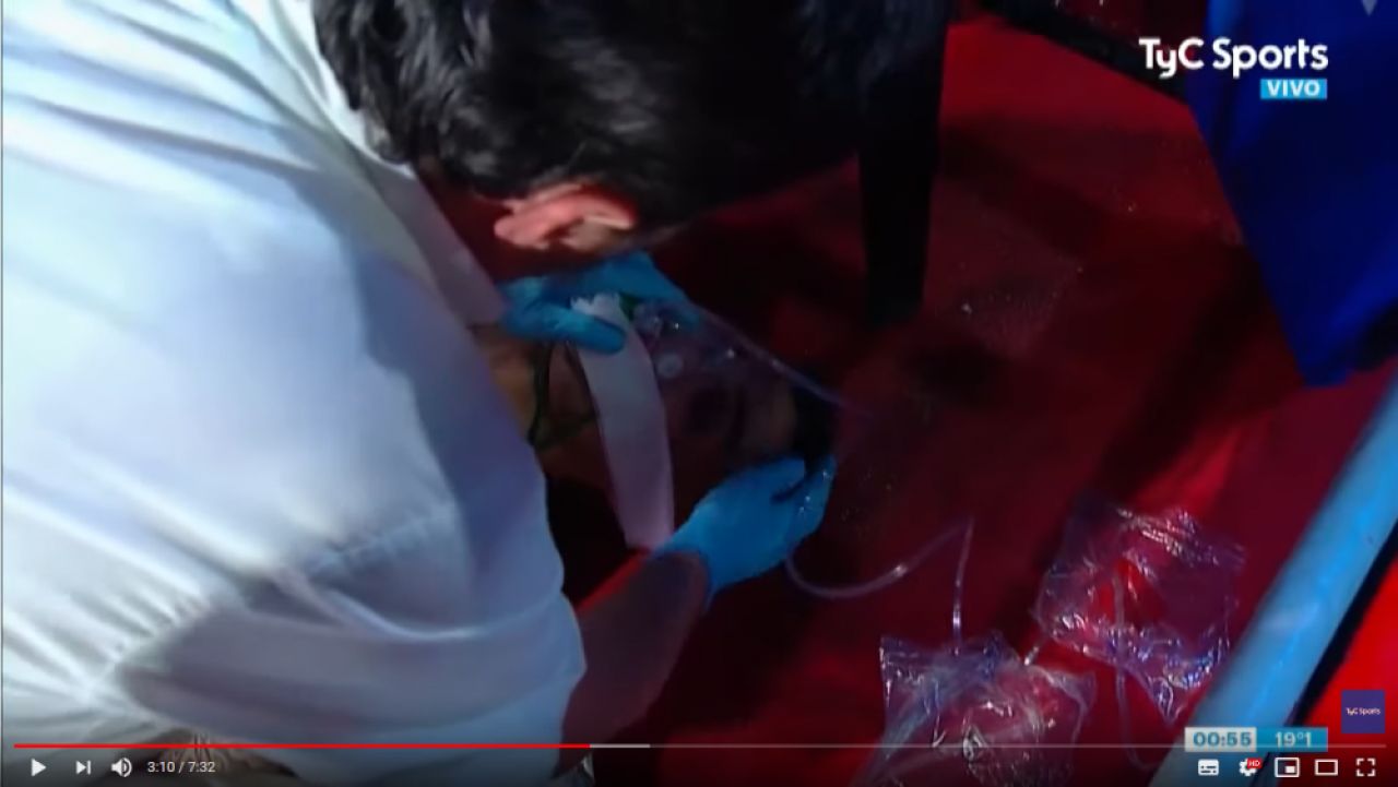 O noua tragedie in box! Hugo Santillan a MURIT in urma loviturilor primite in ring. ATENTIE: imagini socante! VIDEO_5