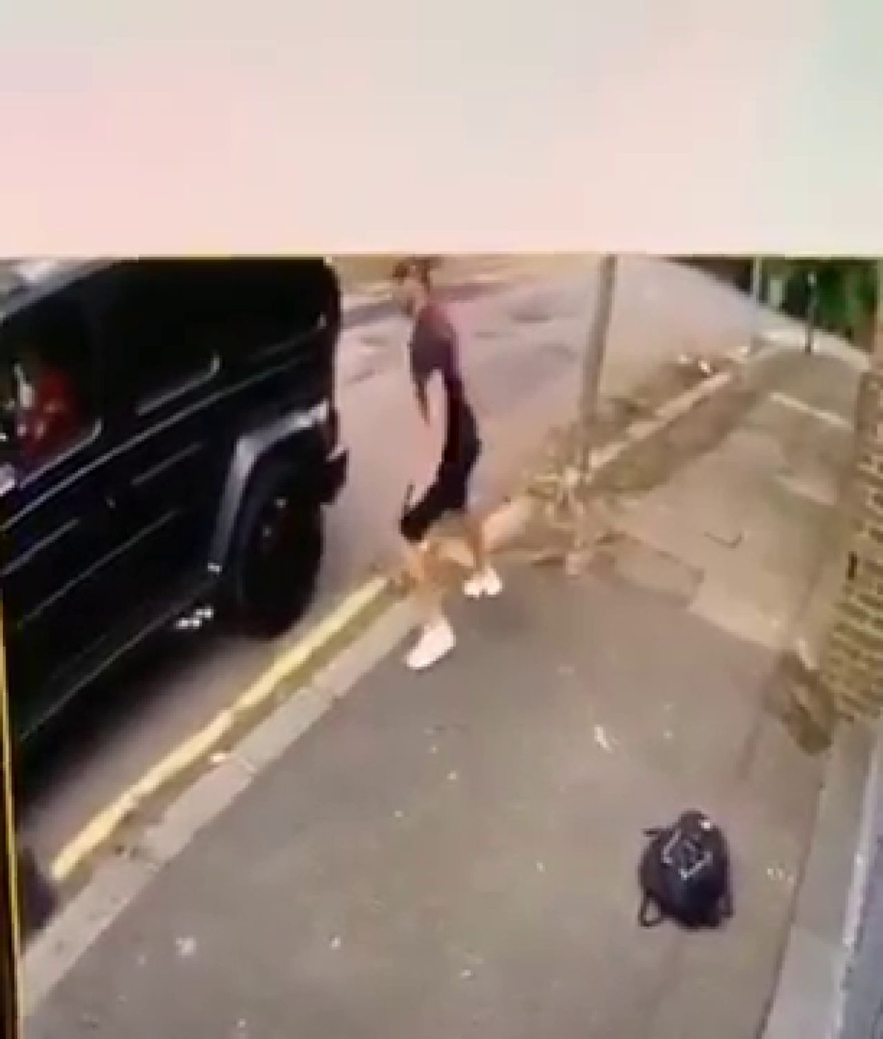 Kolasinac, EROUL lui Arsenal dupa ce i-a gonit pe hotii care voiau sa-l jefuiasca pe Ozil. Fanii cer sa fie numit capitan. VIDEO_5
