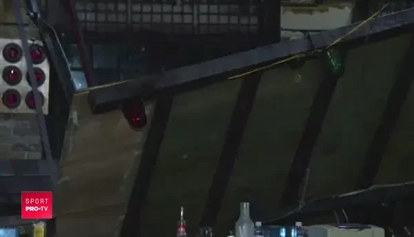 Tragedie la Mondialul de natatie! Sunt doi morti dupa ce un balcon s-a prabusit! Reactia Cameliei Potec