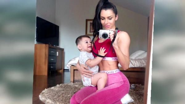 Oana e dependenta de fitness: a fost la un pas sa nasca in sala! Cum arata romanca ce nu a concurat niciodata in tara | VIDEO