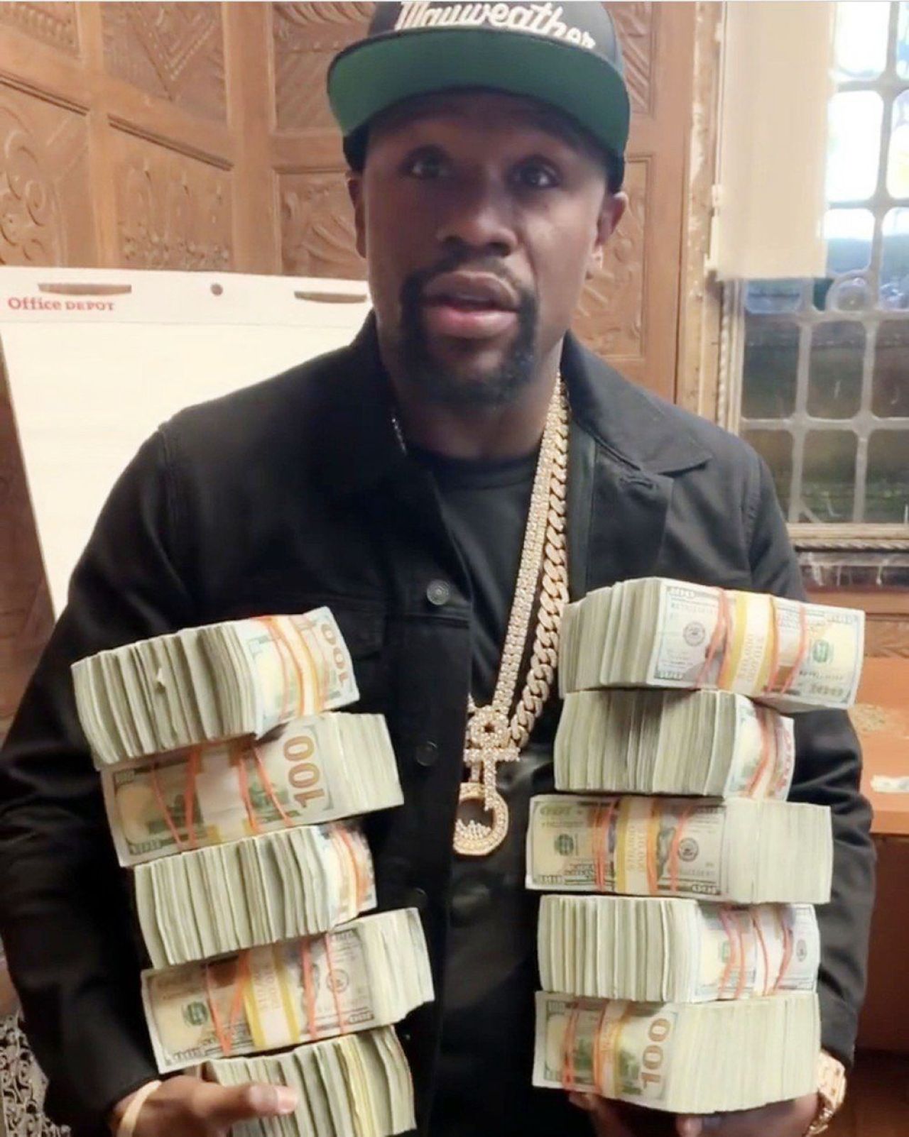 Floyd Mayweather da o noua lovitura! Chinezii ii dau un MUNTE de bani ca sa-i antreneze pentru Jocurile Olimpice din 2020! _5