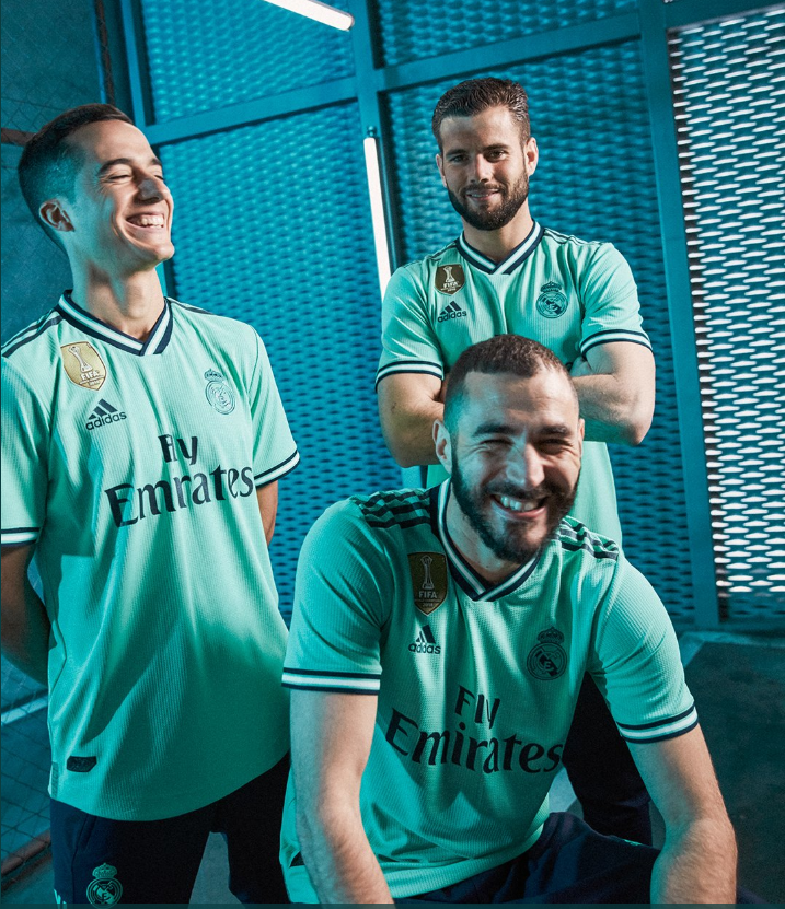 OFICIAL | Real Madrid si-a prezentat noul echipament! Semana izbitor cu cel al altei echipe! Fanii au reactionat imediat! Galerie foto_2