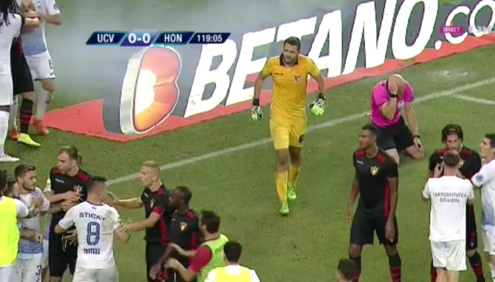 CRAIOVA - HONVED 0-0 (3-1 d.p) | CRAIOVA SE CALIFICA DUPA PENALTY-URI! Meci nebun pe Oblemenco_5