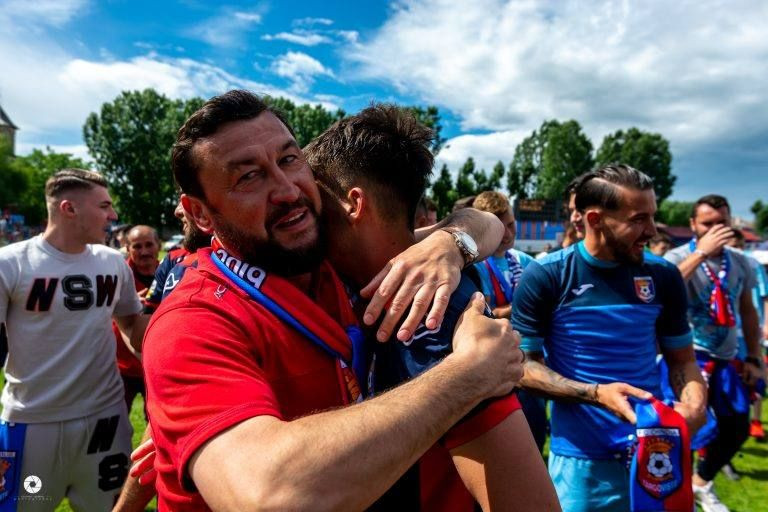 E scris in STELE: Becali e Rac, eu sunt Rac... ! Viorel Moldovan la FCSB?! Surpriza URIASA: ce raspuns a dat antrenorul de la Chindia