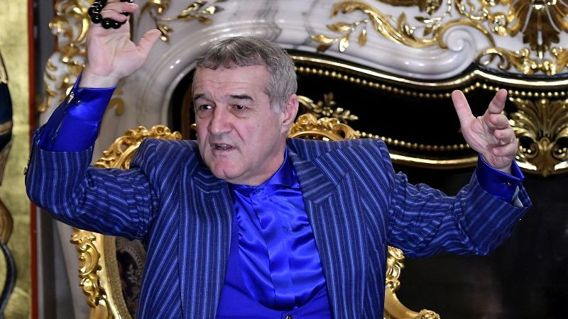 Varianta noua pentru banca FCSB-ului! Becali vrea un antrenor care a fost 10 ani la Rapid
