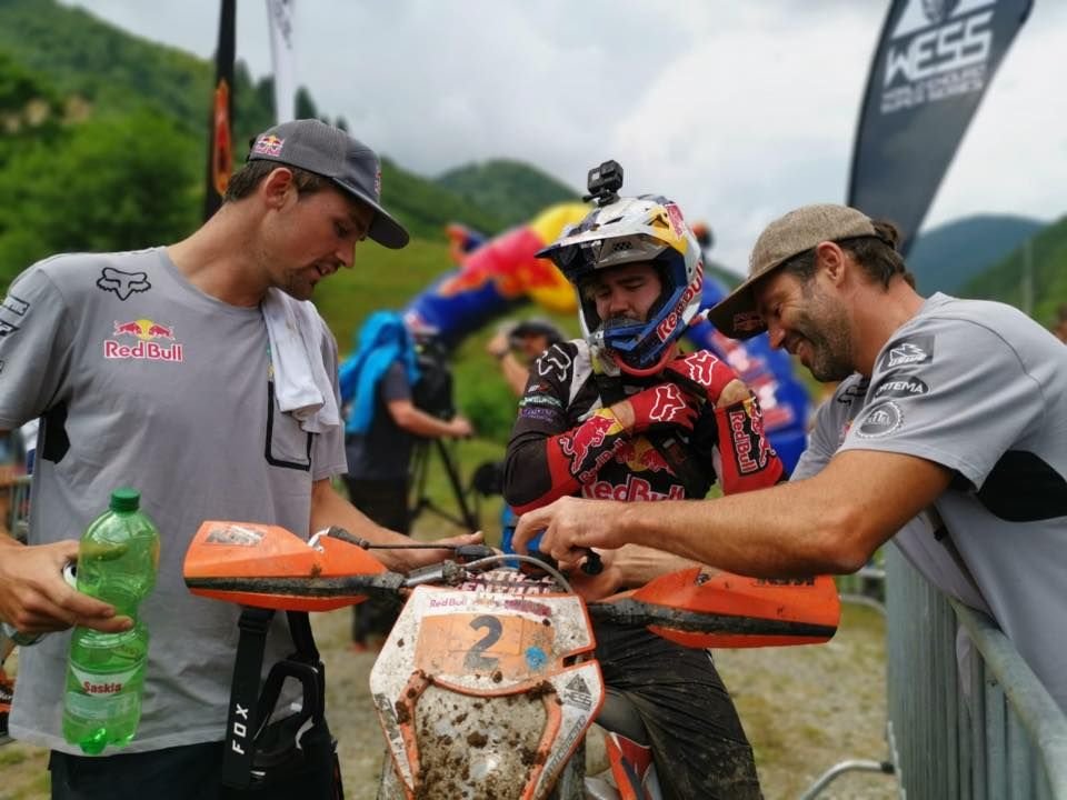 Manuel Lettenbichler a devenit cel mai tanar castigator al Romaniacs, la 10 ani de la momentul in care tatal sau concura in cel mai dificil enduro din Europa