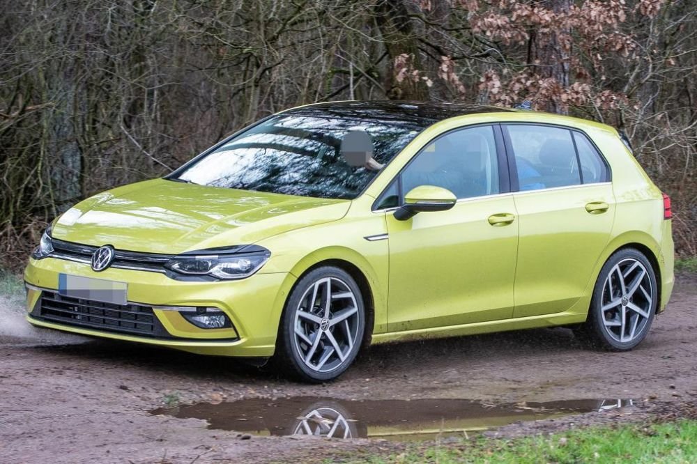 Primele imagini cu noul Volkswagen Golf 8 au ajuns pe net. Surprizele pregatite de nemti. FOTO_21
